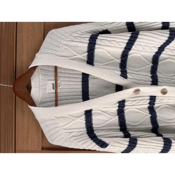 Aerie Cable Knit Button Cardigan Sweater Navy & White Women’s Large Oversized - Picture 5 of 10